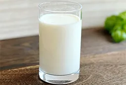 牛乳のイメージ画像